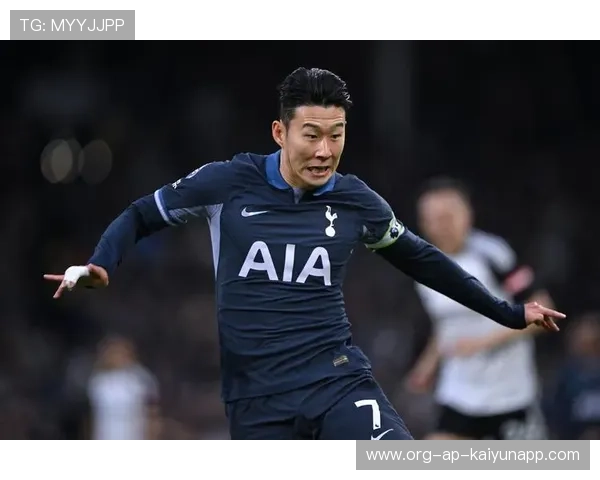 孙兴慜禁区回敲助攻，热刺前场配合令人窒息